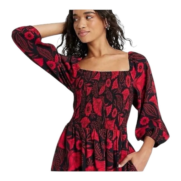 Red and Black Floral Sundress with Square Neck and Slit Latino Heritage - Picture 2 of 5